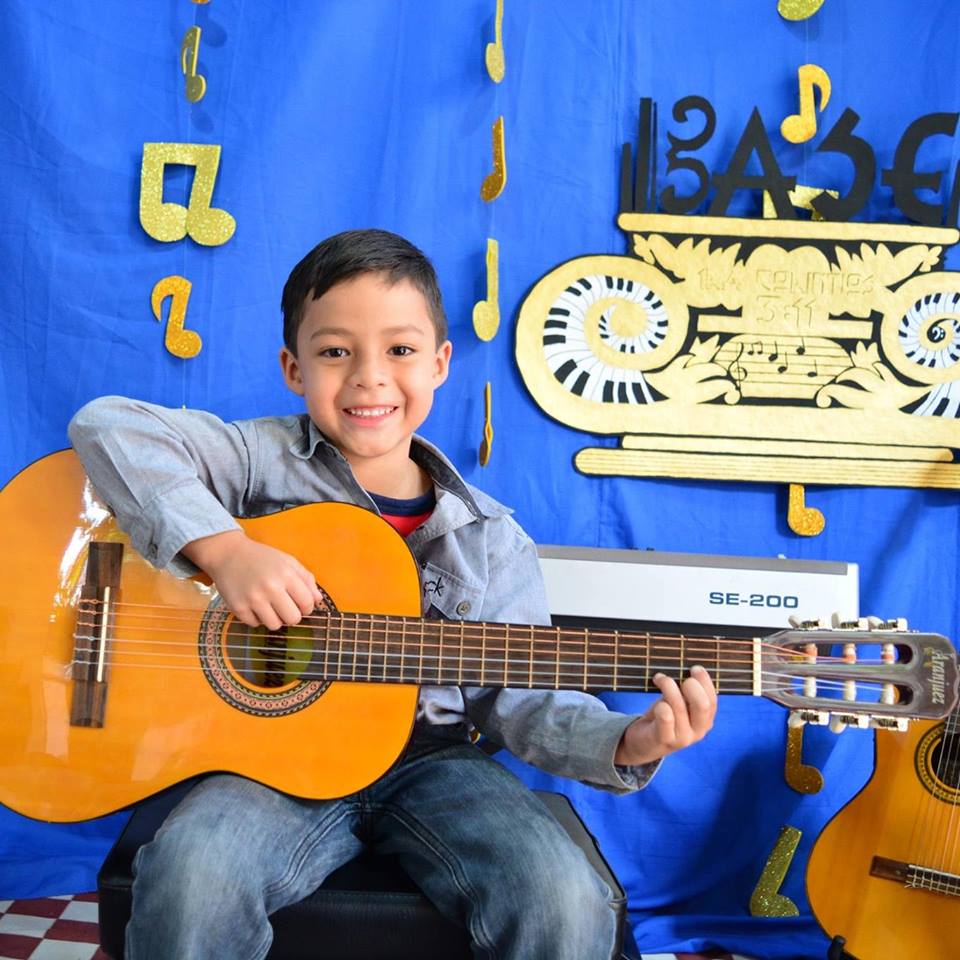 Academia de música en Guatemala - quienes somos